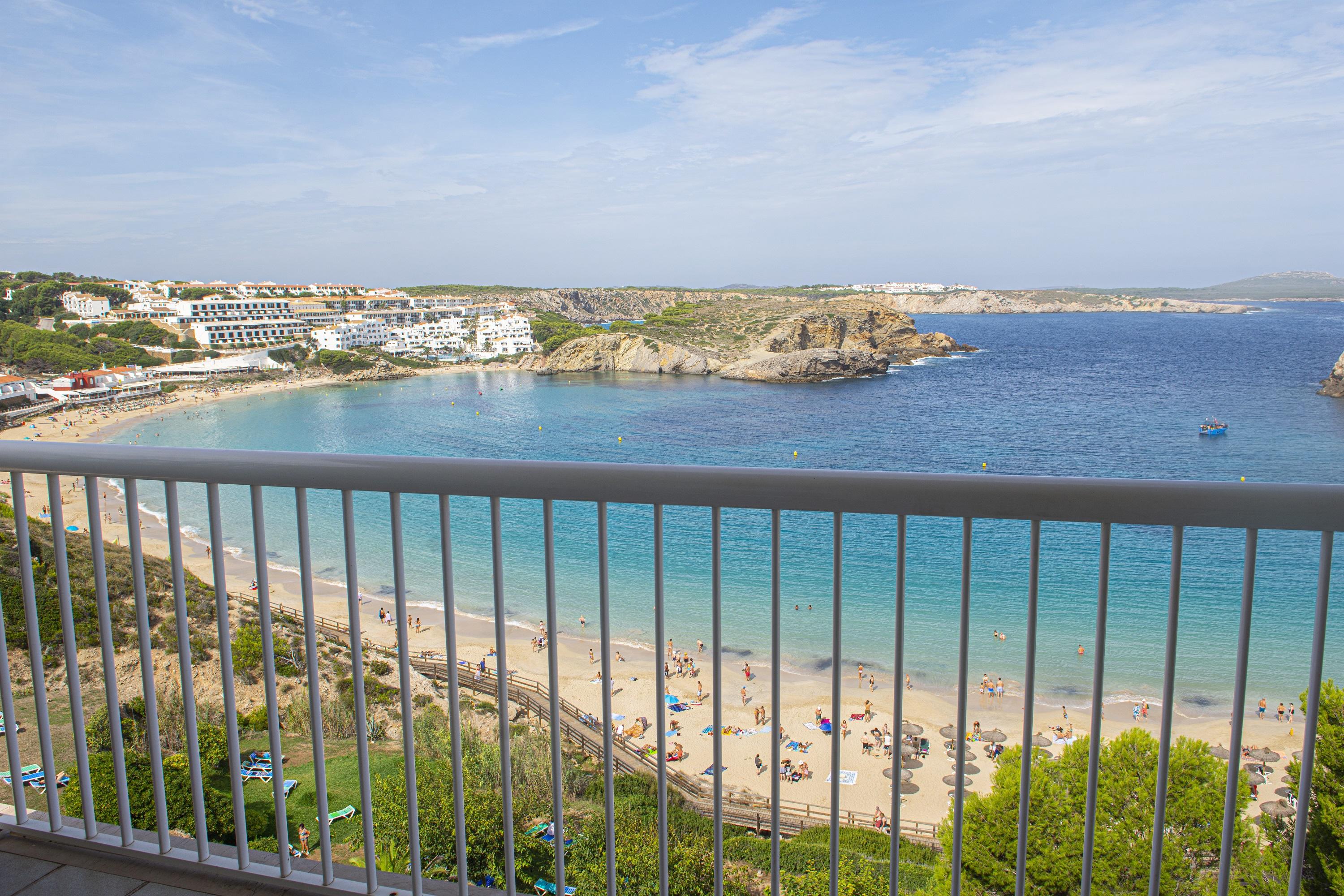 Club Hotel Aguamarina Arenal d'en Castell Exterior photo